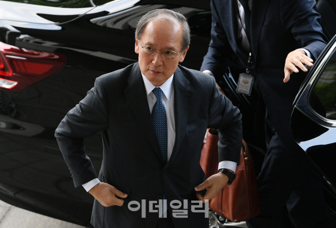 [포토] 초치된 나가미네 야스마사 주한일본대사