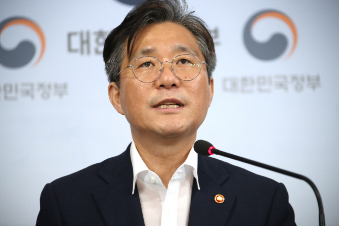 성윤모 “실속 없는 가마우지 대신 내실 있는 펠리컨 될 것”