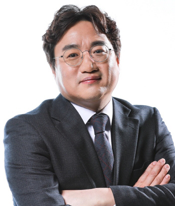 국민이 든 촛불의 방향이 맞다