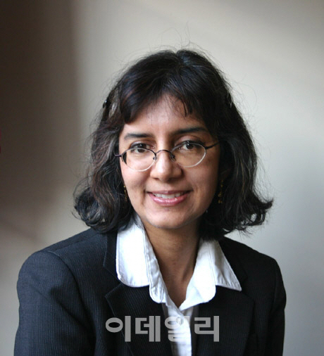 "수소경제 성패 정부가 얼마나 끈기 있게 지원하냐에 달려"
