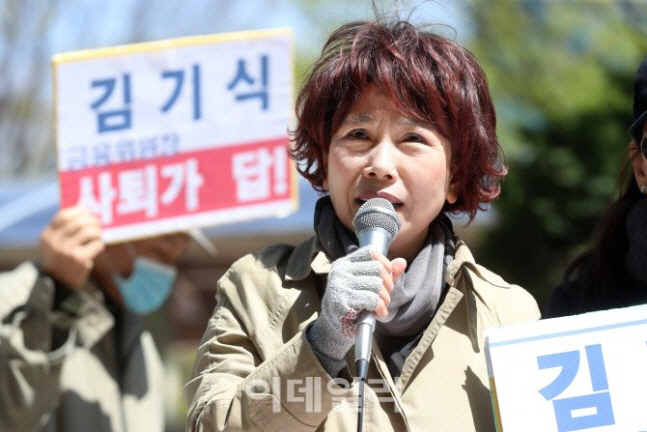 전우용 "'아베 사죄' 주옥순? 110년 전 토착왜구보다 심해"