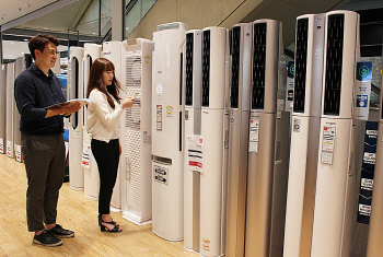 에어컨 판매, 무더위에 즉각 반응…일주일 새 두 배 '껑충'