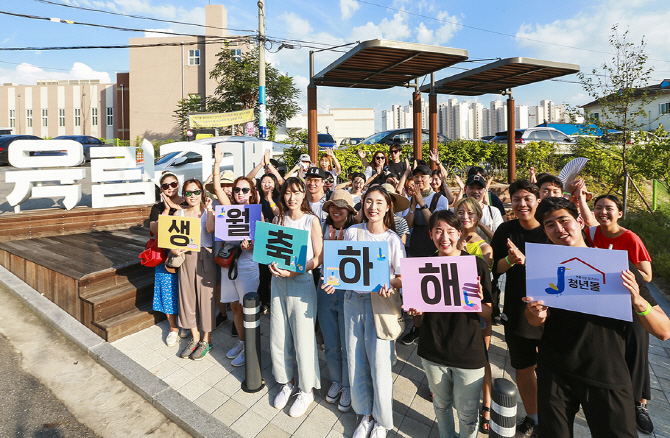 소진공, 청년몰 응원 위한 '8월 생월파티' 개최