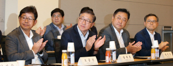 양재훈 LGD 부사장 “日불화수소 대체 노력 중..시간 더 필요”