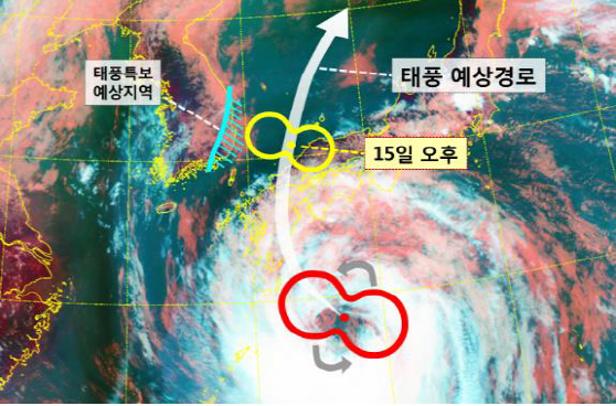 15일 태풍 영향으로 전국 흐리고 비…동해안 300mm이상