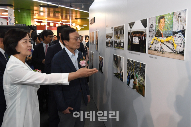 [포토]이해찬 “그리운 故 김대중·노무현, 한반도 평화시대 연 분들”