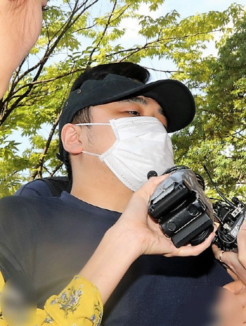 `한강 몸통시신` 살인피의자는 39세 장대호…경찰 신상공개