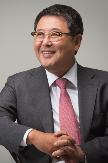 김정완 매일홀딩스 회장, 혁신경영대상 수상