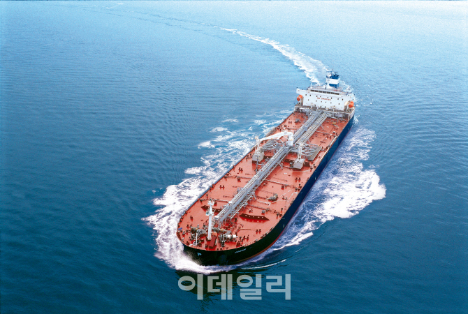 STX조선해양, 석유화학제품운반선 2척 RG발급…경영정상화 '잰걸음'