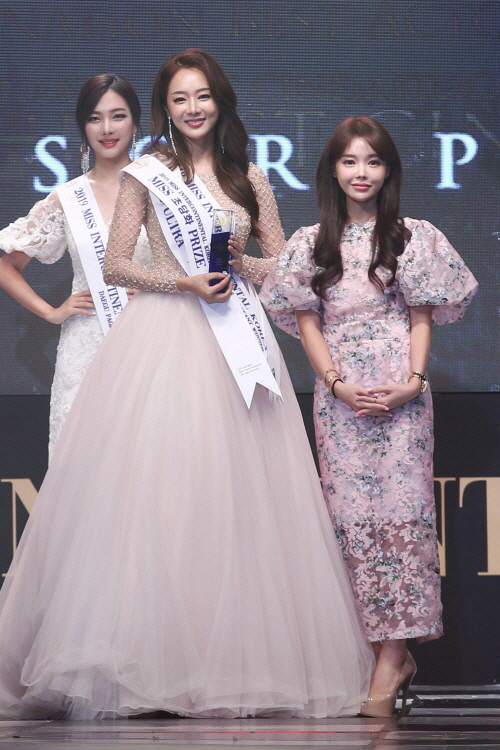 뷰티 디렉터 블랑두부, '2019 미스인터콘티넨탈 코리아' 시상