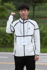 [그린리본마라톤]10km부문 男 우승 안현욱씨 "실종 가족, 기적처럼 다시 만나길"
