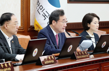 이낙연 총리 "태풍 피해 입은 일본 국민과 정부에 깊은 위로"