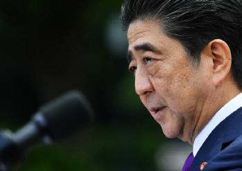 “日 지소미아 ‘자화자찬’ 반응 이유는…지지율 때문”