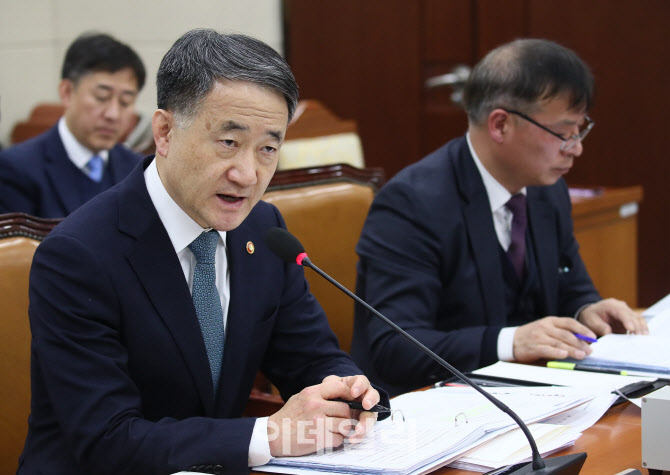 코로나 19 대응, '질의에 답하는 박능후 장관'                                                                                                                                             