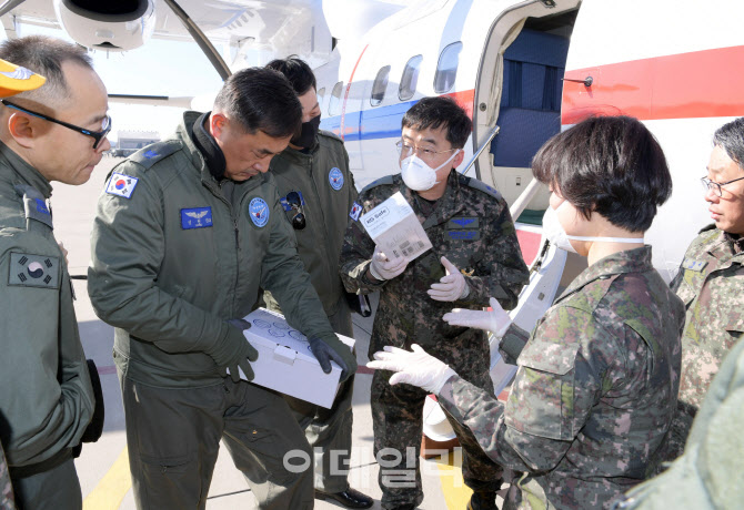  일본 가는 대통령 전용기                                                                                                                                                                          