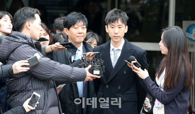 법원, '타다' 1심 무죄…"타다는 합법적 서비스"                                                                                                                                 