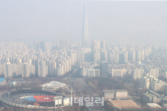 뿌옇게 보이는 서울 시내                                                                                                                                                                           