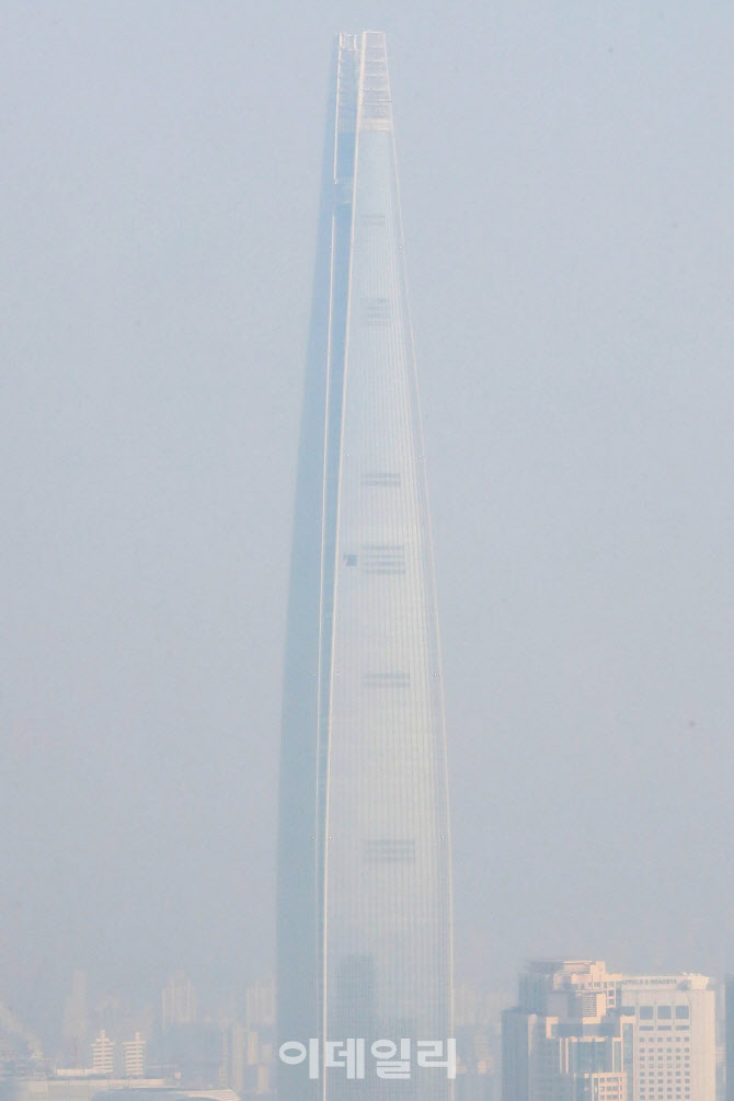 포근한 날씨에 미세먼지 농도 '나쁨'                                                                                                                                                      