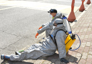 울산, 공무원·자율방역단·53사단 방역작업                                                           