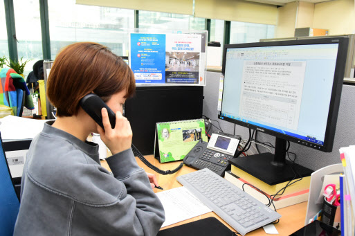 "잘 주무셨나요, 기운 있으세요?"…격리자 마음 보듬는 자치구들