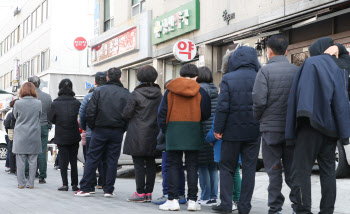 "일회용 마스크 찜통에 찌면 3번까지 사용 가능"