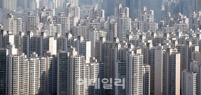 [포토]강남 아파트 흔드는 코로나19…석 달 만에 5억 떨어져