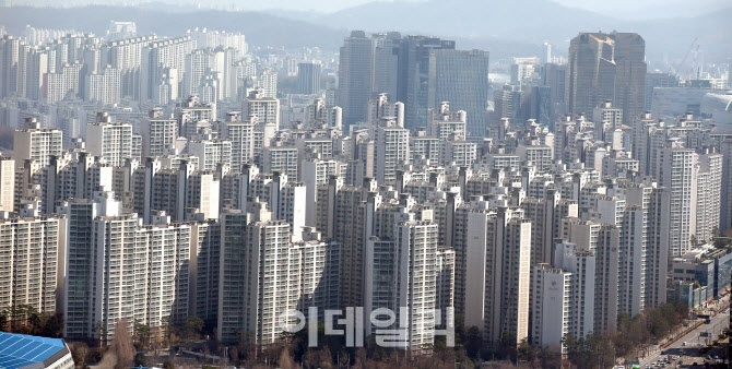 [포토]강남 아파트 흔드는 코로나19