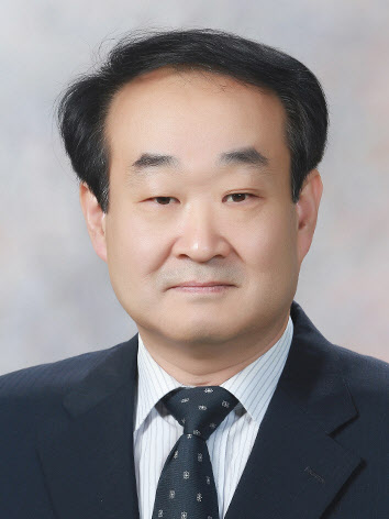 "美·日보다 낮은 치명률 통계적 착시…안심할 단계 아니다"