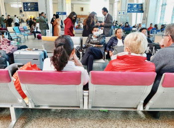 EU '여행제한' 추진 여파…폭락