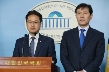 민주당, ‘합구’ 경기 군포에 김정우·이학영 경선