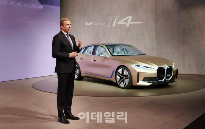 BMW "미래 모빌리티 연구개발에 300억 유로 투자"