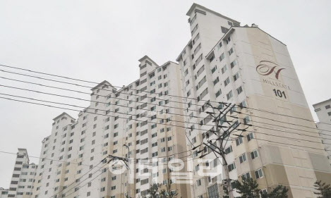 [경매 브리핑] 의정부 녹양힐스테이트, 73대 1