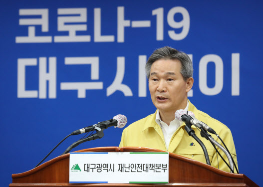 `음성판정` 신천지 교육생 재확진 받고 숨져…"긴잠복기·재노출 가능성"(종합)