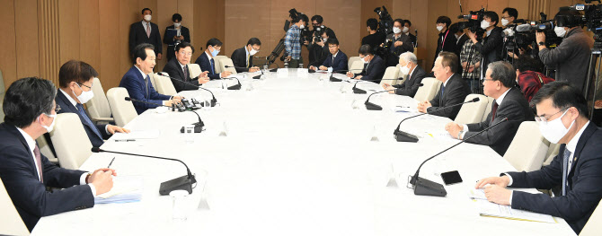 정세균 총리, 경제 5단체장 만났다                                                                                                                                                                  