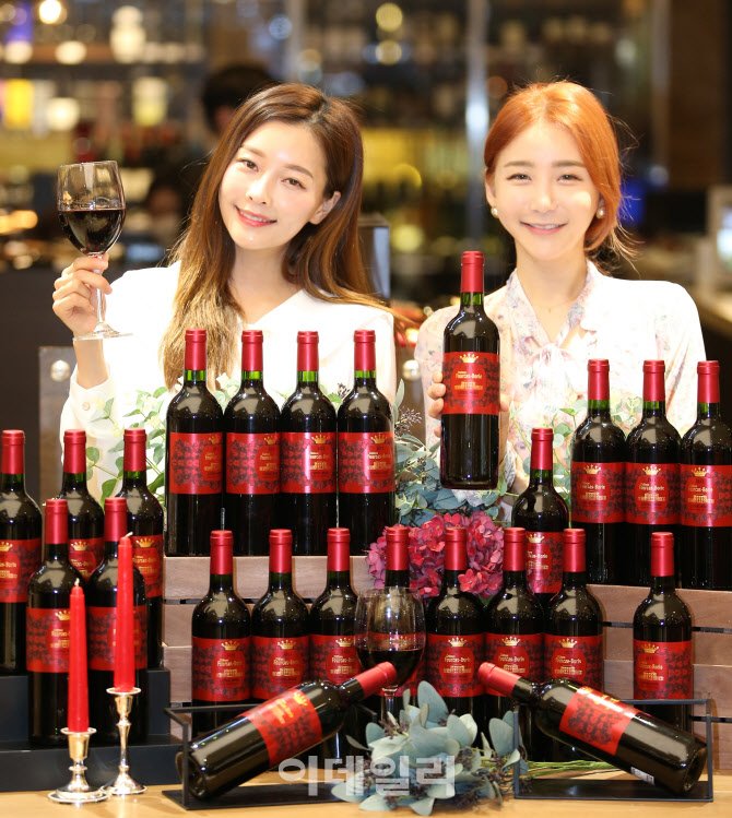 [포토]롯데백화점,  '샤또 푸르카스 보리' 와인 선보여