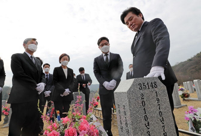 천안함 10주기, 보수야권 일제 추도 성명…진보정당 중엔 민주당만