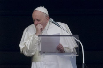 "교황, 코로나19 안 걸렸다"…바티칸, 첫 공식 발표