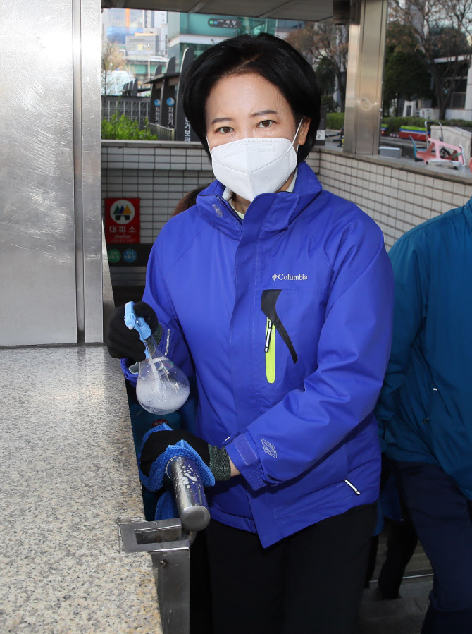 이수진 “나경원, 부담스러웠으나 동작구 와보니 자신감”