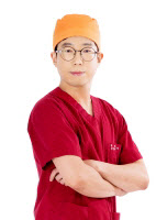 [전문의 칼럼]지방흡입 계획이라면... “굶는 다이어트 절대 안돼”