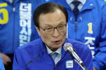 통합당 ‘n번방 성명’→이해찬·김어준 ‘공작설’→통합당 “곧 폭로”