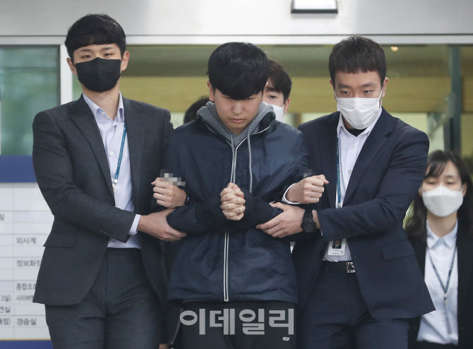 [포토]조주빈에 이어 '공범' 강훈 신상공개