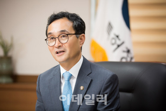 [만났습니다]①"특허 빅데이터 분석으로 코로나·미세먼지 잡는다"