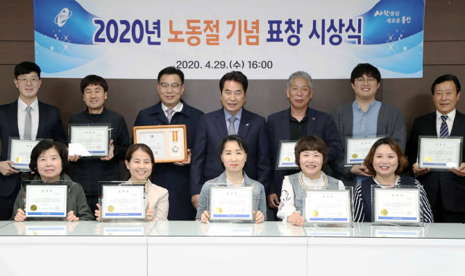 백군기 용인시장, 산업현장 노동자 격려...“기업환경 안정화에 힘쓰겠다”