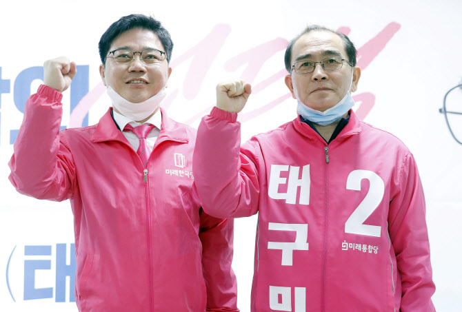 [기자수첩]탈북정치인 '아니면 말고식' 김정은 신변 발언 괜찮나