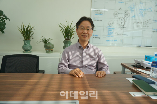 [e터뷰]“AI에 대한 환상은 금물…'현장 맞춤형' 기술 개발한다"