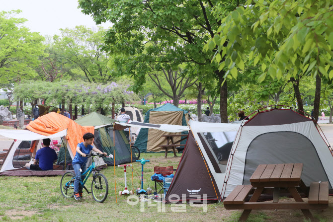 [포토]코로나19로 캠핑족 증가
