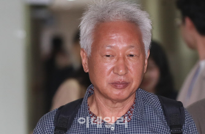 '위안부 매춘 발언' 류석춘 연대 교수 1개월 정직…류 교수 '불복'