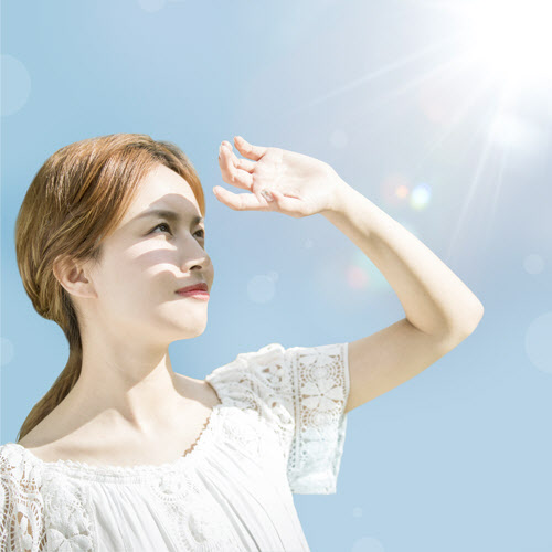 발병원인 명확하지 않은 검버섯, 레이저 치료로 개선 가능해요