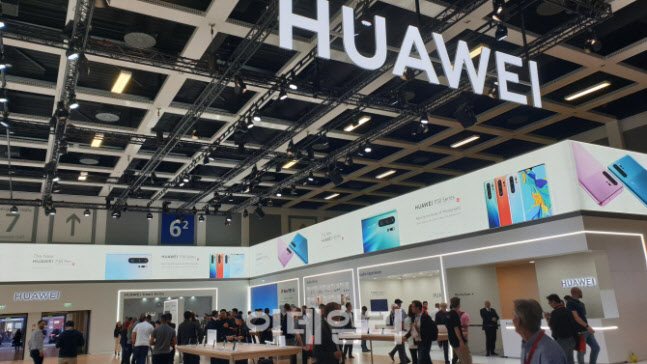 美 화웨이 추가 제재에 삼성전자·SK하이닉스도 영향권