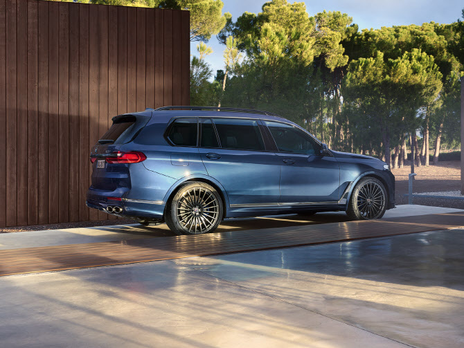 알피나 'XB7', 최고속도 290km/h                                                                                                                                                          